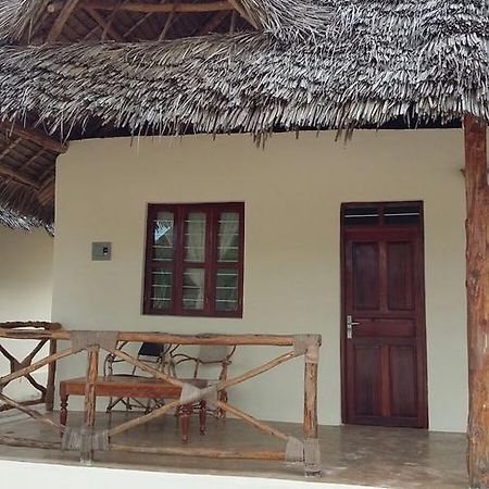 Emma Bay Beach House Michamvi Buitenkant foto