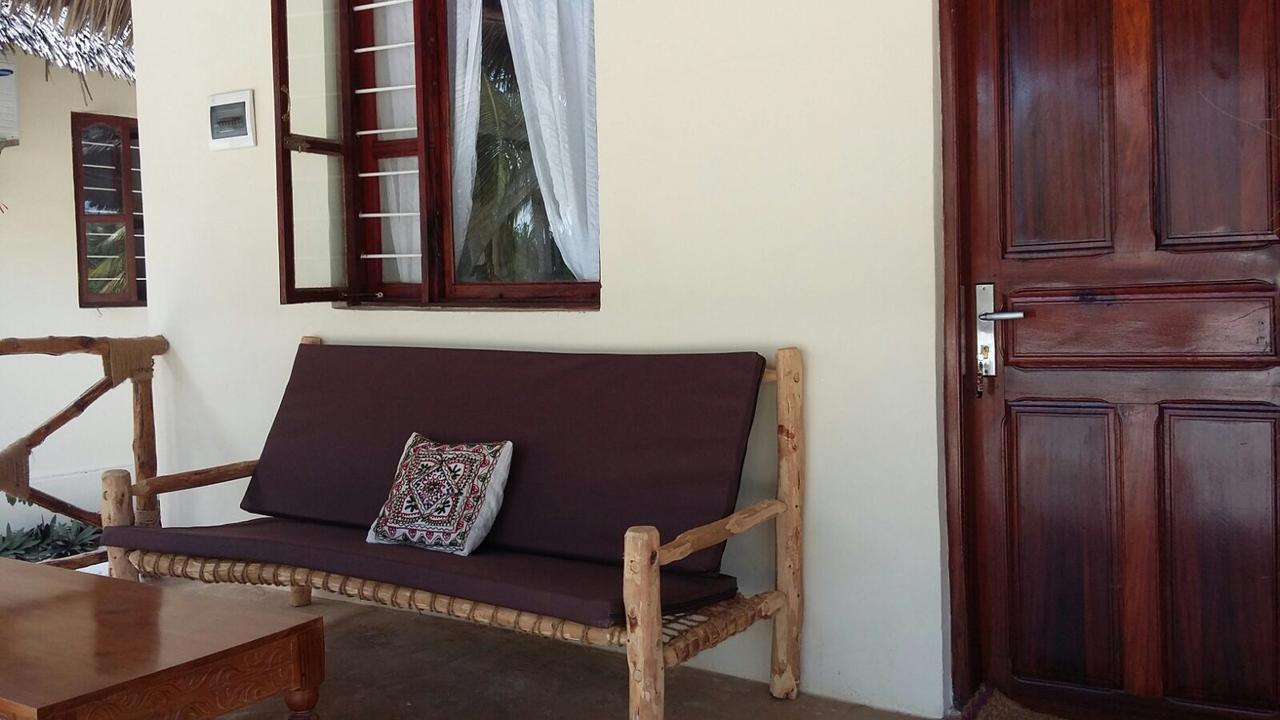 Emma Bay Beach House Michamvi Buitenkant foto